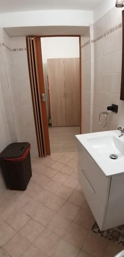 Marianna Casa Vacanza Azzate Экстерьер фото